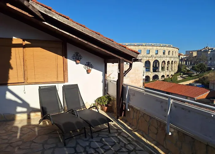 Pula Postcard View Apartment